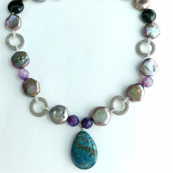 Handmade Peacock coin pearl and quartz necklace - Picture 3 of 8